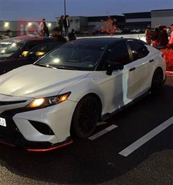 تۆیۆتا کامری